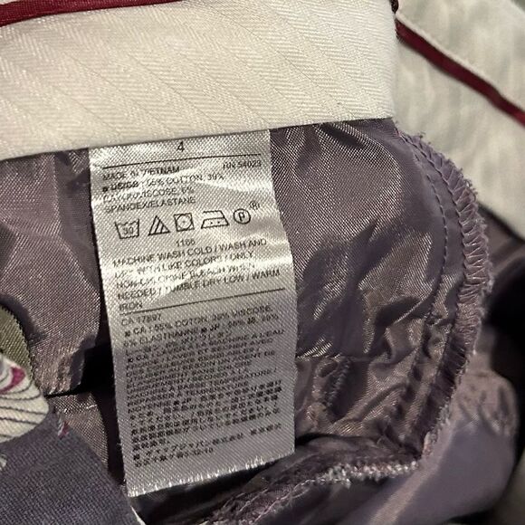 💙Banana Republic Capri Pants - Picture 3 of 5